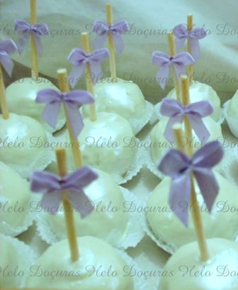 CAKE POPS  - PEROLADOS -     (50 UNIDADES)