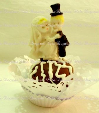 CAKE POPS - CASAL DE NOIVOS - 50 UNID.