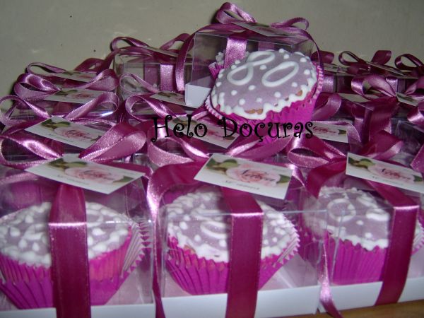 CUPCAKE - ANIVERSÁRIO - (50 UNID)