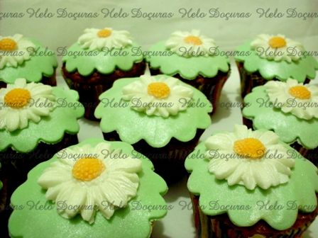 CUPCAKE MARGARIDA - (50 UNID.)